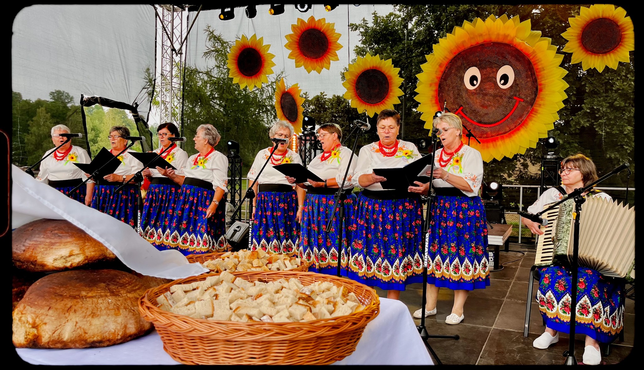 Dożynki w Przysietnicy – tradycja, muzyka i wspólna zabawa