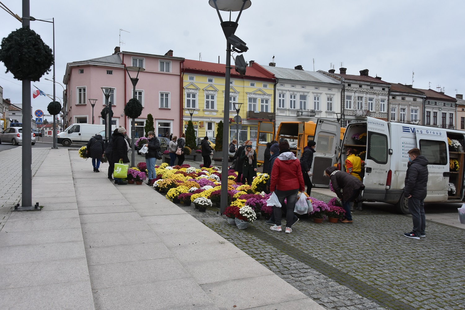 Ponad 3 tysiące chryzantem dla mieszkańców