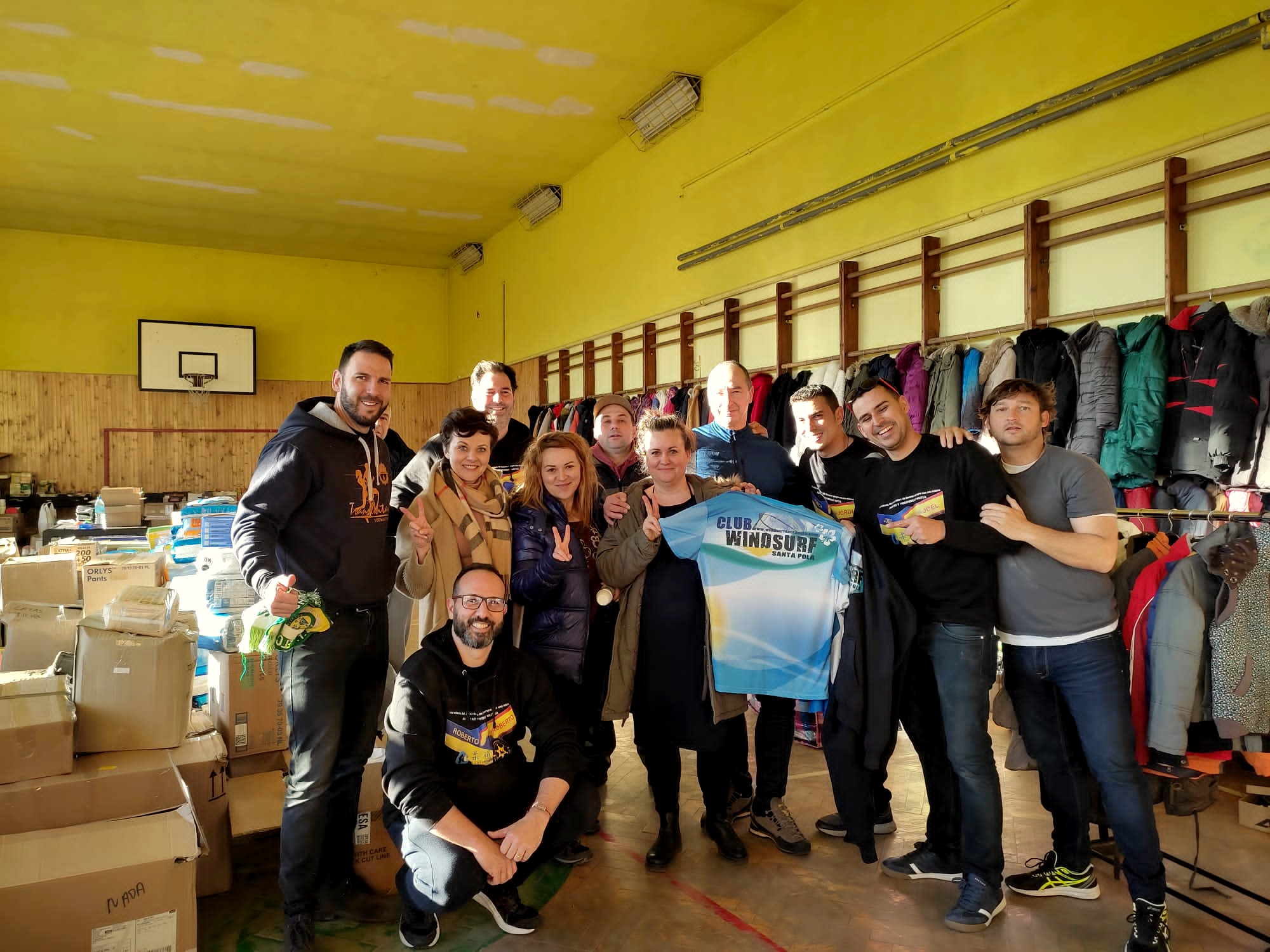 Oddział hiszpańskich policjantów z pomocą dla Ukrainy