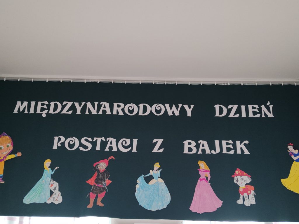 Międzynarodowy Dzień Postaci z Bajek w Przedszkolu Samorządowym nr 1 w Brzozowie