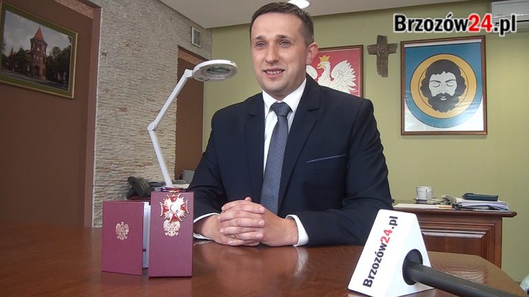 Złoty Krzyż Zasługi dla Burmistrza Brzozowa (materiał filmowy)