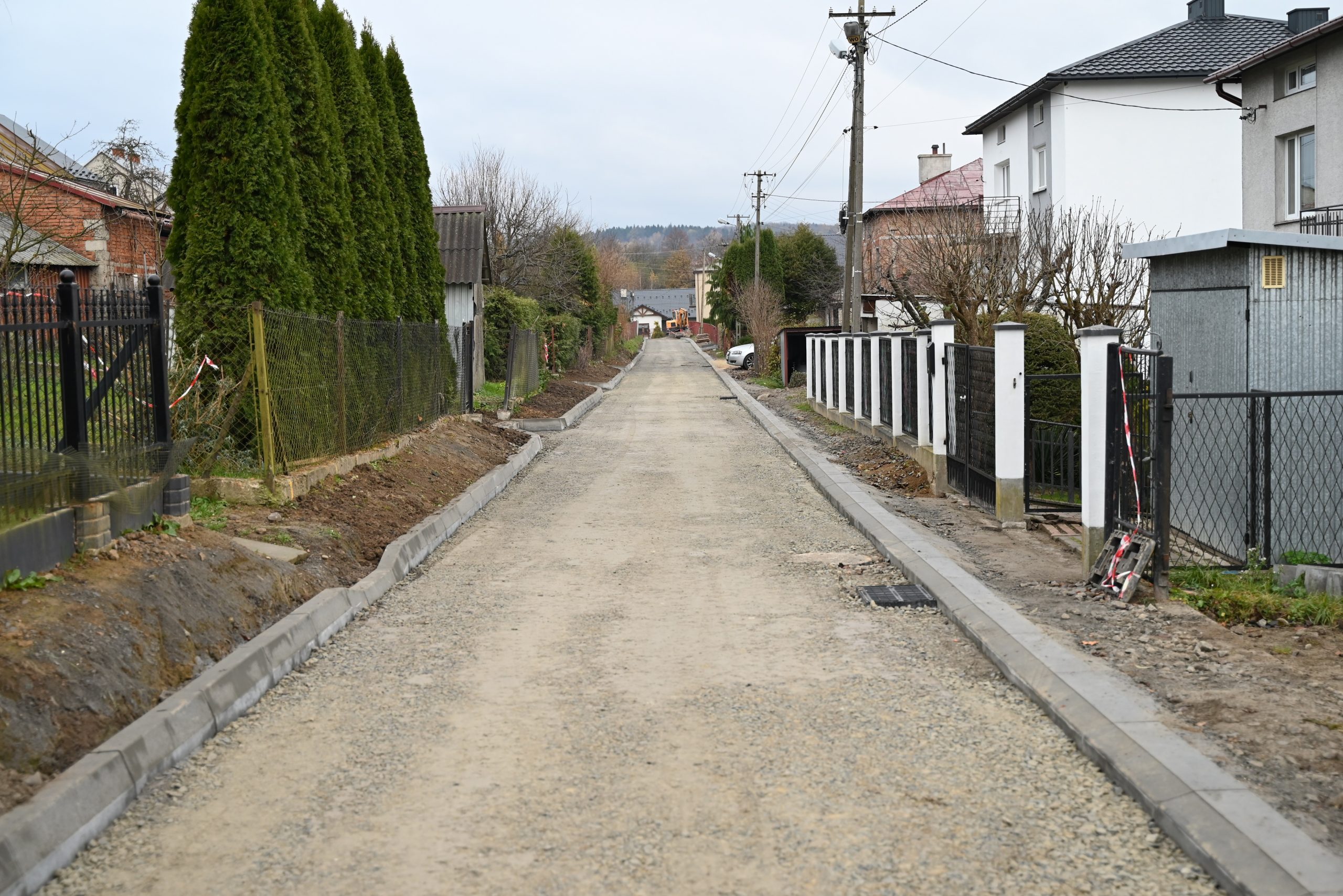 Postępują prace przy budowie łącznika z ul. Tysiąclecia w Brzozowie