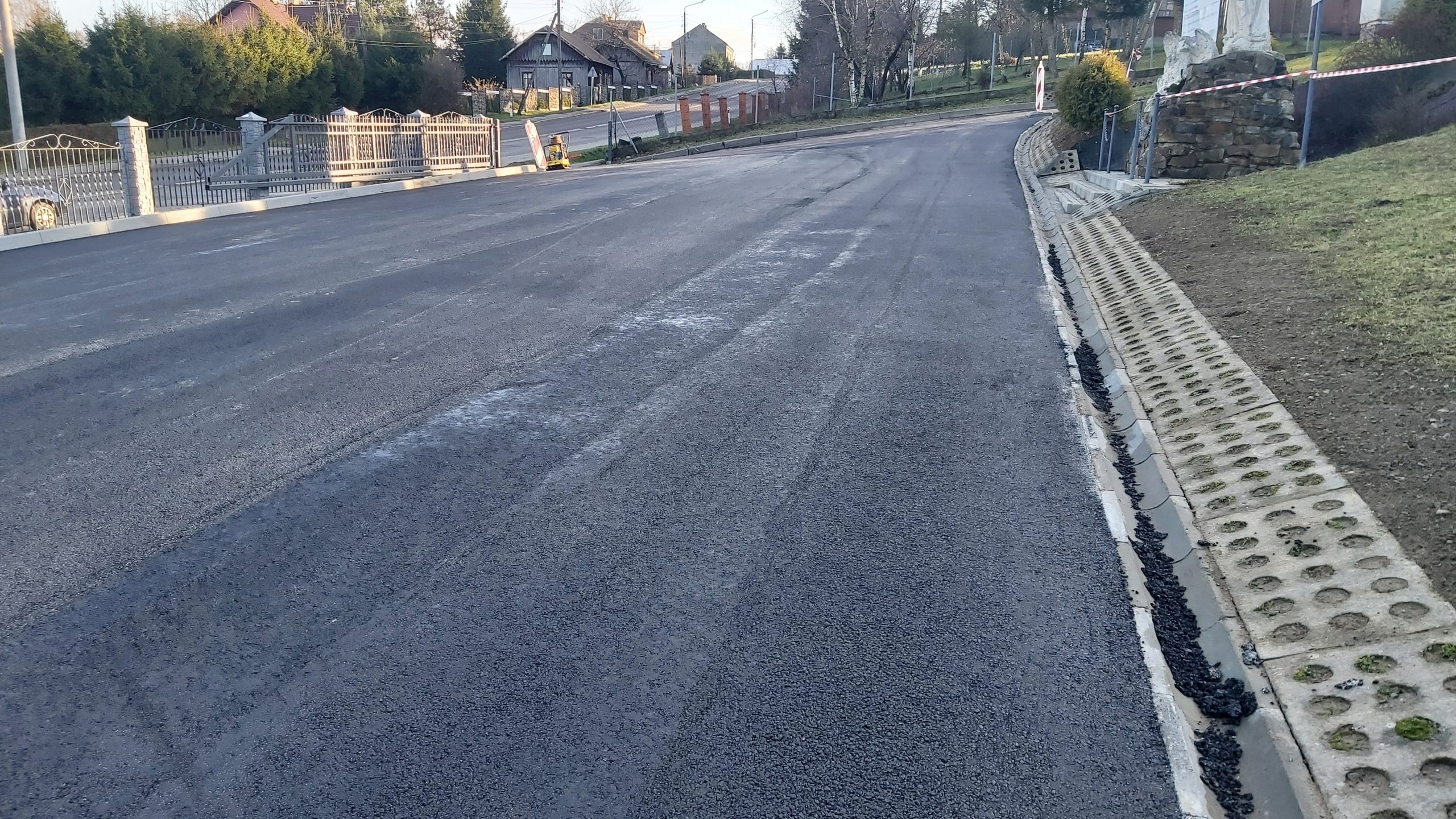 Koniec prac przy parkingu w Grabownicy