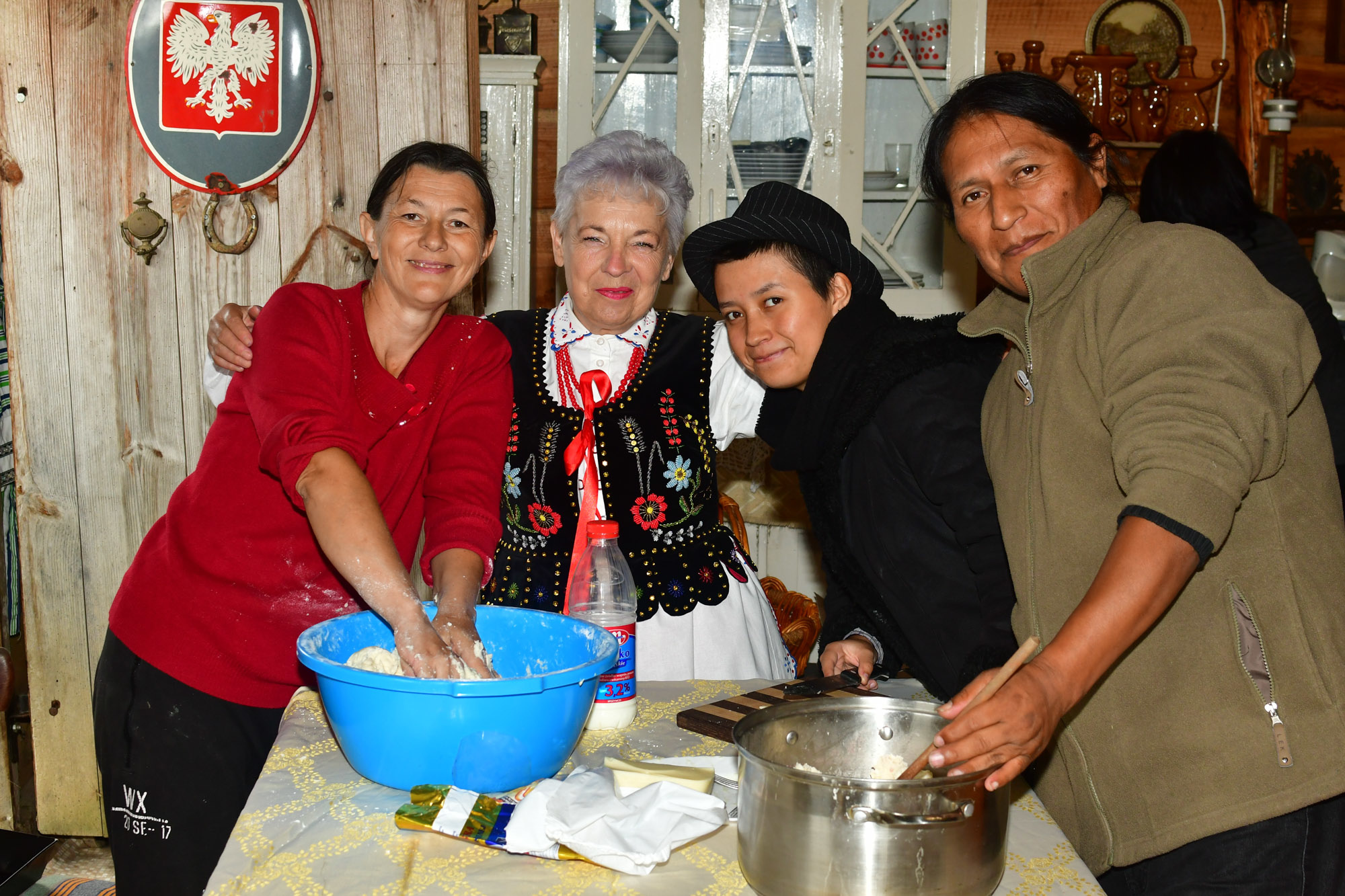Pieczenie chleba w Małym Skansenie
