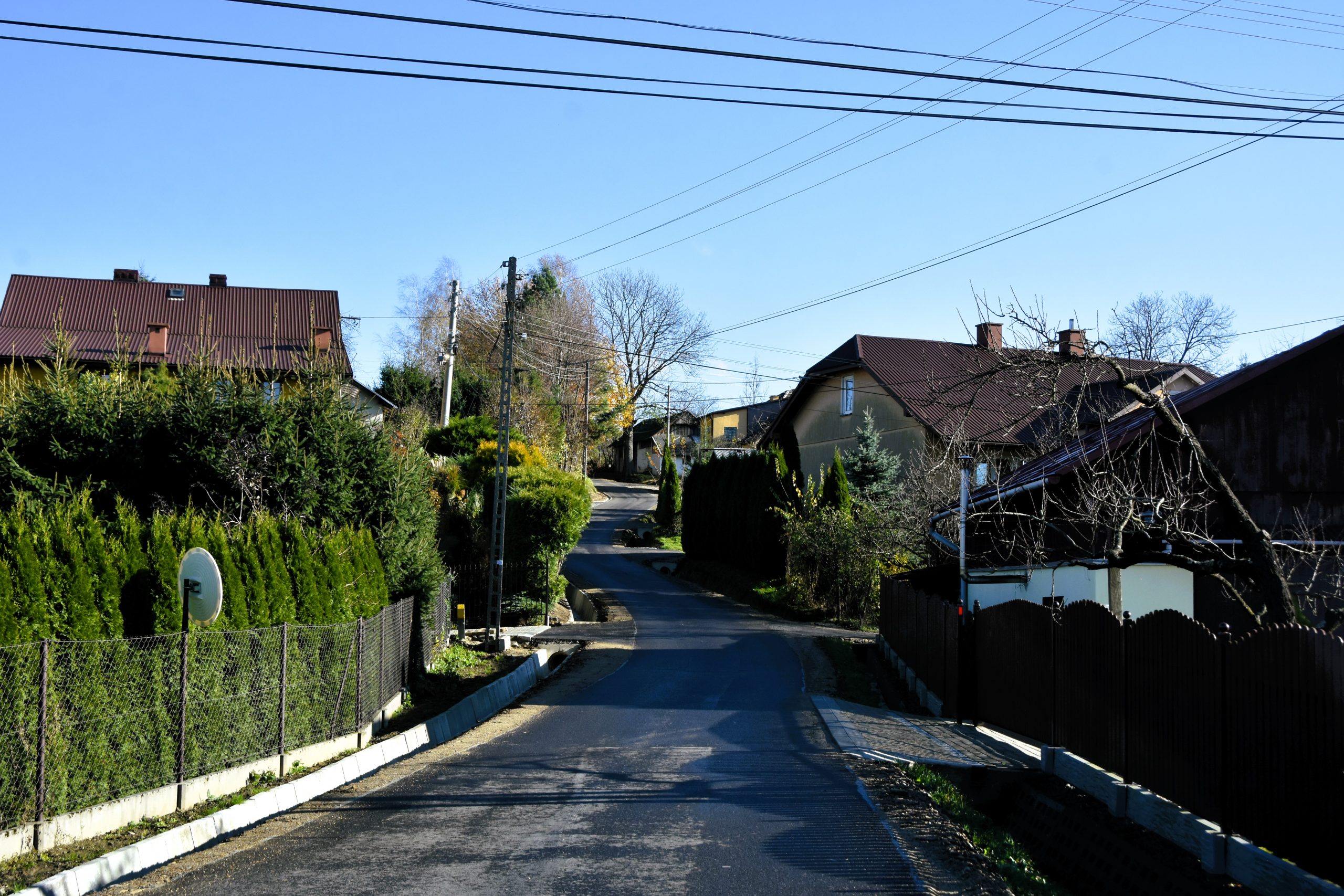 Przebudowano dwie drogi gminne w Grabownicy Starzeńskiej