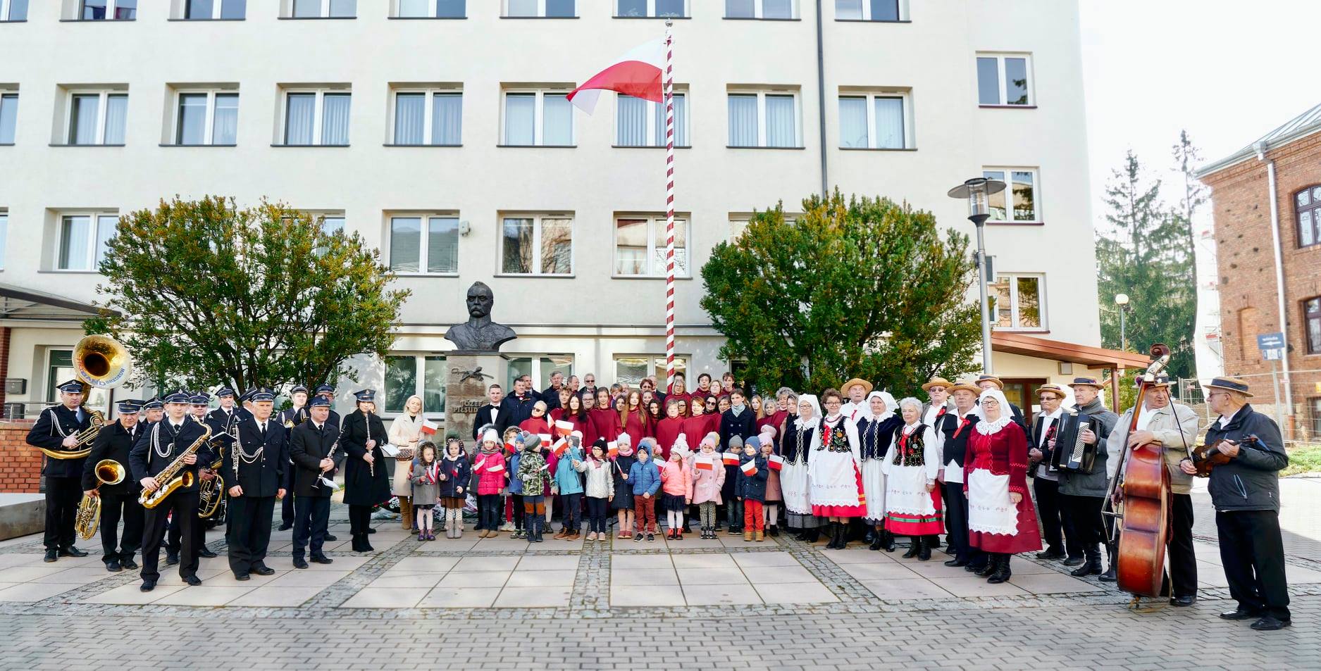 „Niepodległa do Hymnu”