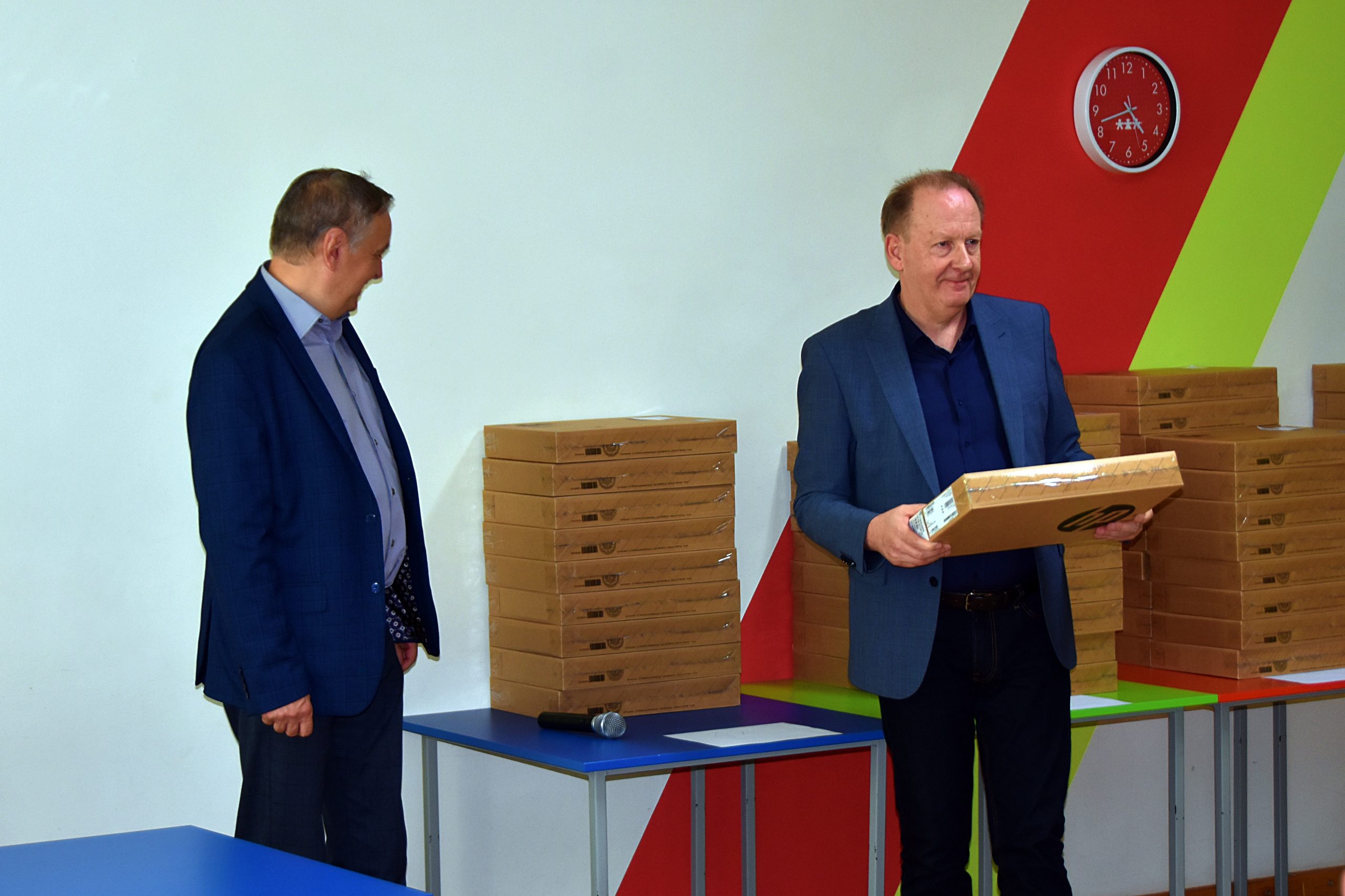 Rządowe laptopy dla czwartoklasistów